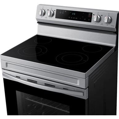 Samsung - 6.3 Cu. Ft. Freestanding Electric Range With WiFi And Steam Clean - Stainless Steel 8 Samsung - 6.3 Cu. Ft. Freestanding Electric Range With WiFi And Steam Clean - Stainless Steel - Image 6