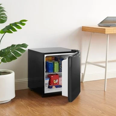 Insignia™ - 1.7 Cu. Ft. Mini Fridge - Black 10 Insignia™ - 1.7 Cu. Ft. Mini Fridge - Black - Image 8