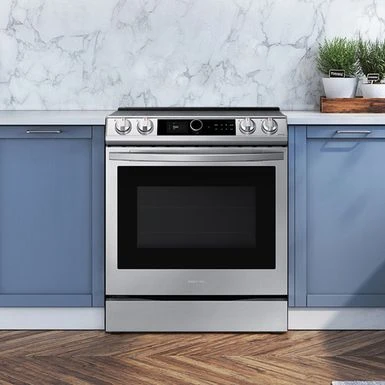 Samsung 6.3-Cu. Ft. Front Control Slide-In Electric Range With Smart Dial And Air Fry, Stainless Steel 7 Samsung 6.3-Cu. Ft. Front Control Slide-In Electric Range With Smart Dial And Air Fry, Stainless Steel - Image 6