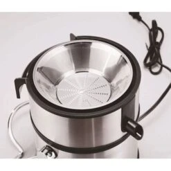 Brentwood 700 Watt Power Juice Extractor With Stainless Steel Body - Black 10 Brentwood 700 Watt Power Juice Extractor With Stainless Steel Body - Black -KitchenAid Shop 88df097b 1e77 4b03 af6a 80dc05956f4c