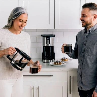 Ninja - Programmable XL 14-Cup Coffee Maker PRO, Glass Carafe, Freshness Timer, With Permanent Filter - Black/Stainless Steel 10 Ninja - Programmable XL 14-Cup Coffee Maker PRO, Glass Carafe, Freshness Timer, With Permanent Filter - Black/Stainless Steel - Image 8