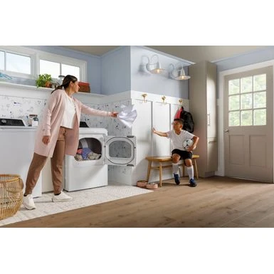 GE - 4.5 Cu Ft Top Load Washer With Water Level Control, Deep Fill, Quick Wash, And Glass Lid - White On White 13 GE - 4.5 Cu Ft Top Load Washer With Water Level Control, Deep Fill, Quick Wash, And Glass Lid - White On White - Image 11