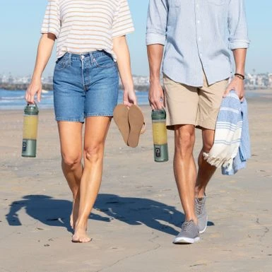 Ninja - Blast 18 Oz. Portable Blender - Forest Green 5 Ninja - Blast 18 Oz. Portable Blender - Forest Green - Image 3