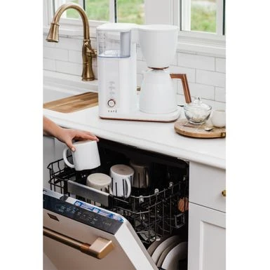 Café - Smart Drip 10-Cup Coffee Maker With Wi-Fi - Matte White 9 Café - Smart Drip 10-Cup Coffee Maker With Wi-Fi - Matte White - Image 7