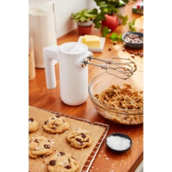 KitchenAid Cordless 7-Speed Hand Mixer With Turbo Beaters II In White 9 KitchenAid Cordless 7-Speed Hand Mixer With Turbo Beaters II In White -KitchenAid Shop khmb732wh 1